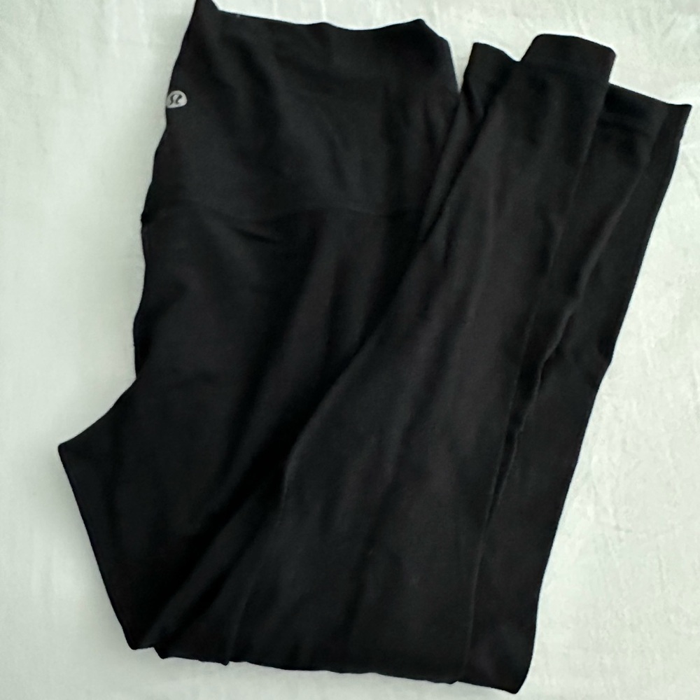 LULULEMON - cropped yoga pants